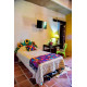Master Suite "Café"